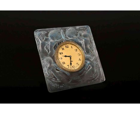 A LALIQUE GLASS "NAIADES" CLOCK, engraved R. Lalique France. 11cm