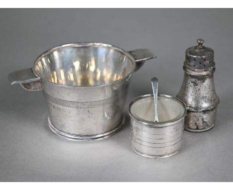 An Art Deco silver two-handled sugar basin of tapering form, S. Blackensee &amp; Son Ltd, Birmingham 1935, to/w an Art Deco s