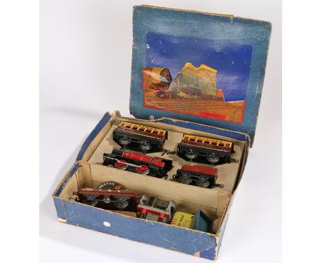 Hornby: A Hornby `O` Gauge clockwork Passenger Set, comprising an 0-4-0 Tender Locomotive No.3435, red livery, two  Pullman C