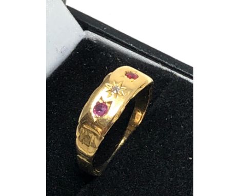 18ct Gold Antique Diamond &amp; Ruby Gypsy Ring (1.6g)