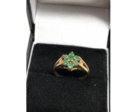 9ct Gold Vintage Emerald Cluster Ring (2.4g)