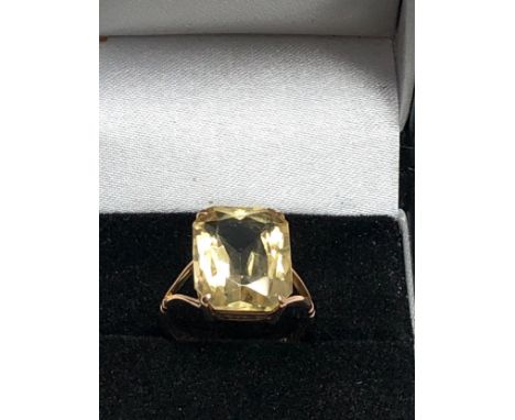 9ct Gold Citrine Ring (2.7g)