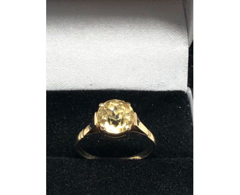9ct Gold Citrine Ring (2.8g)