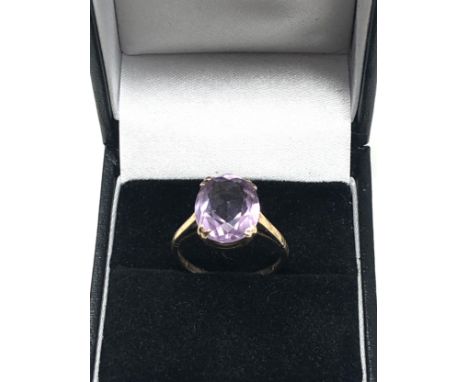 9ct Gold Amethyst Ring (3g)