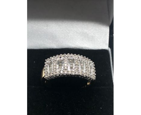 9ct  gold mixed cut diamond ring weight 4.3g est 0.50ct diamonds