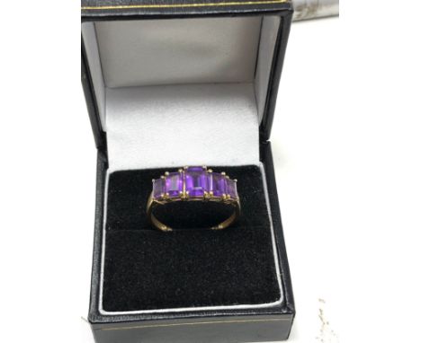 9ct Gold Vintage Amethyst Ring (2.7g)