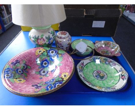 A tray of Maling lustre ware, table lamp, bowls etc 