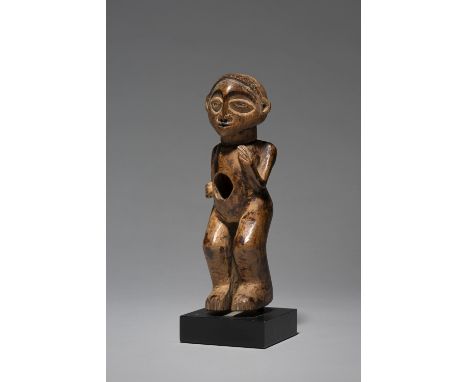 HOLO FIGURE, DEMOCRATIC REPUBLIC OF THE CONGOmvunzi woodHeight 19 cmProvenancePatrick Morgan, Paris, 2006LiteratureNeyt, F., 
