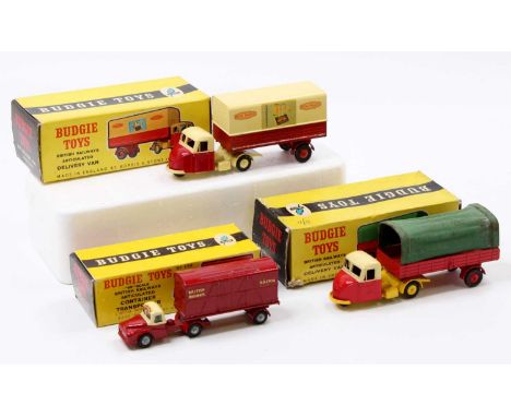 Budgie Toys boxed model group of 3 comprising No. 252 OO scale British Railways articulated container transporter, maroon and