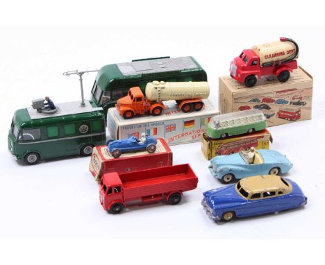 A collection of mixed vintage diecast comprising a Morestone Trucks of the World Leyland Scammell Tanker, a Petrol Pump Serie