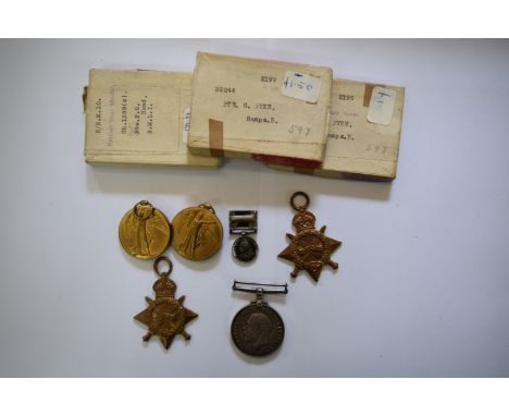 A mixed group of WWI medals, comprising: War Medal to Ch. 1389-S- Pte. P.G. Head, R.M.L.I., in card box; together Victory Med