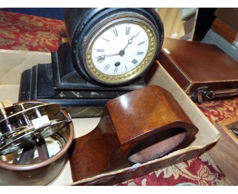 A late Victorian faux slate mantle clock with brass bezel, enamelled dial and Roman numerals together with an Edwardian mante