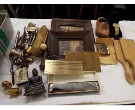 A selection of miscellaneous items to include a boxed Hohner 'Weekender' harmonica, a vintage 'Cat Paw' bottle opener, brass 