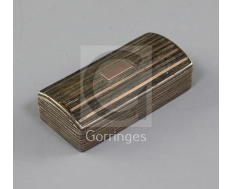 A George III gold and tortoiseshell mounted silver snuff box, London, 1802, with reeded decoration, indistinct maker's mark, 