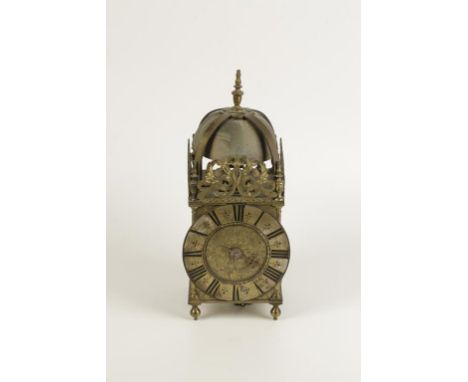 SMORTHWAIT, COLCHESTER: A BRASS CASED LANTERN CLOCK, the engraved dial inscribed "Smorthwait, Colchester", the movement with 