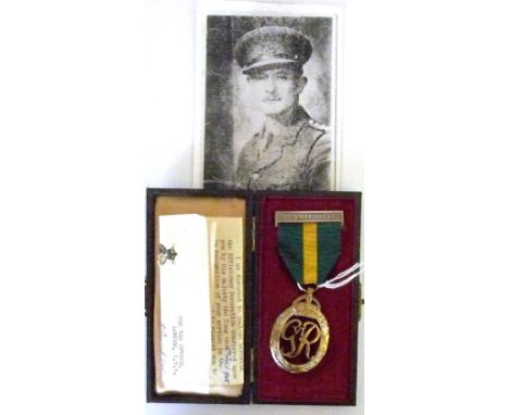 An Efficiency Decoration (George VI), with TERRITORIAL bar, the reverse dated 1948, in case of issue and award letter to Lieu