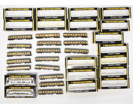 Eighteen Graham Farish BR(W) and SR(S) N gauge model railway coaches, all in original boxes.