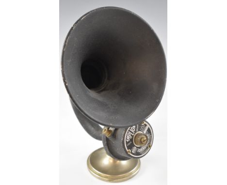 Amplion 'Dragonfly' speaker with trumpet to top, on plated base, overall height 22cm.&nbsp;