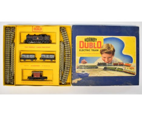 Hornby Dublo 00 gauge model railway EDG16 Tank Goods Train set, in original box.