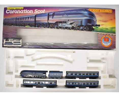 Hornby Coronation Scot 00 gauge model railway set, R836, in original box.