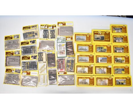 Twenty-seven Ratio N gauge model railway building and similar kits including signal boxes and station buildings