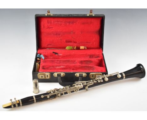 English made clarinet, serial no 481971, in fitted hard case