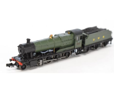 Dapol GWR N gauge model railway goods locomotive 2884. 