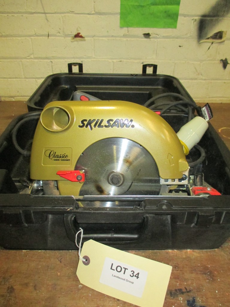 SKILSAW Classic 5466 circular saw with 66mm cut 110V with case