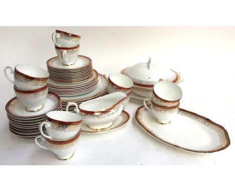 A Royal Grafton 'Majestic' dinner service, including dinner plates (6), side plates (6), small plates (10), saucers (11), tea