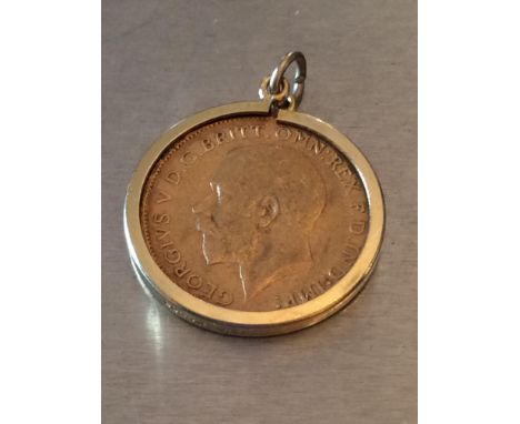 A 1926 George V Gold Half Sovereign, with South Africa mint mark, 5.1g 