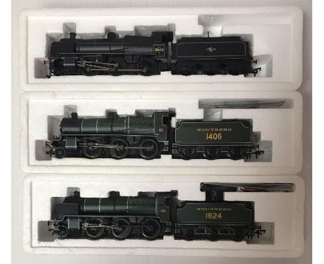 Three Bachmann "OO" gauge model railway locomotive and tender. 32-154, N Class 31843, BR Lined Black 4MT Chimney and a 32-153