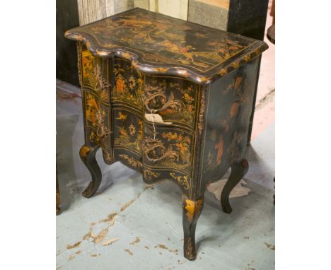 COMMODE, 19th century, possibly Italian, black Japanned and gilt Chinoiserie decorated in Louis XV style, serpentine fronted 