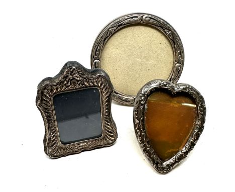 3 small silver picture frames largest measures approx 9cm dia back stand on 1 needs replacing 