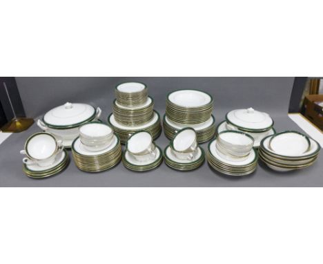 Royal Worcester Howard pattern fine bone china dinner service, approx 111 items) 
