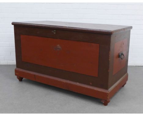Painted pine blanket box / trunk, with rectangular hinged lid and void interior, with iron handles to side, complete with key