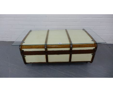 A vintage cream painted cabin trunk with glazed top for use as a coffee table, on castors  86 x 36 cm 