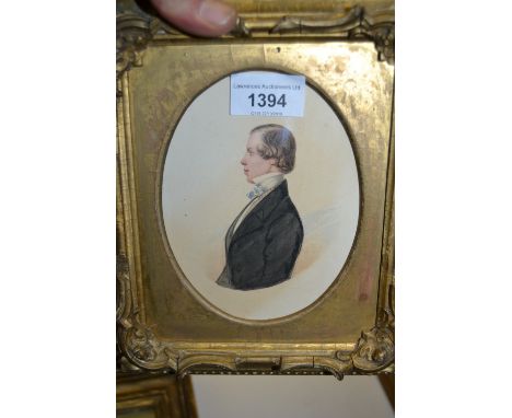 19th Century oval mounted gilt framed miniature portrait of a gentleman 