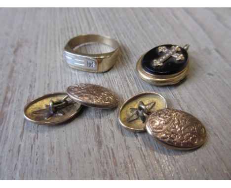 Yellow metal mounted onyx locket decorated with a cross set seed pearls, together with a pair of cufflinks and a modern ring 
