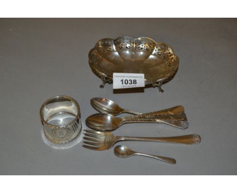 Sheffield silver oval pierced trinket dish on low supports, set of four coffee spoons, small plated sardine fork and salt spo