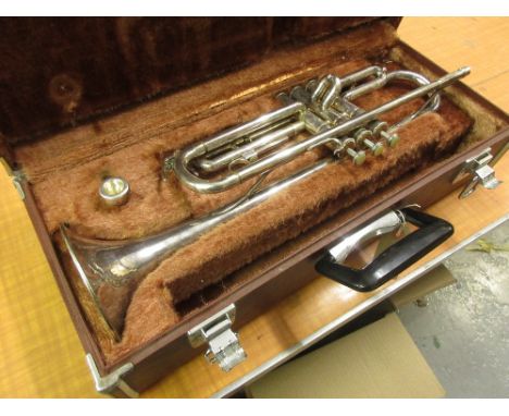 Yamaha silvered brass trumpet in fitted case 