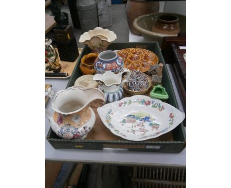 box of collectable pottery inc wade, bretby and spode