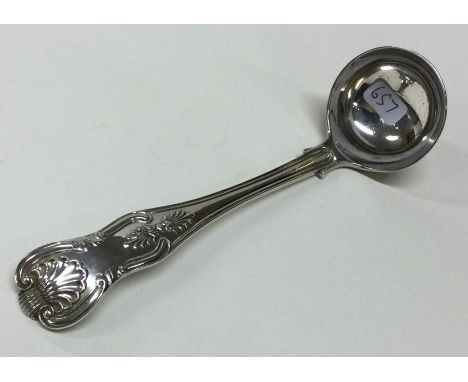 A heavy Kings' pattern silver sauce ladle. London 1852. By Elizabeth Eaton. Approx. 58 grams. Est. £45 - £55.
