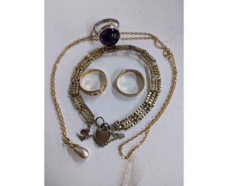 Mixed jewellery to include a 15ct gold ruby and diamond ring, a 9ct gold ring inset with paste stones, 2.2g, a pearl drop nec