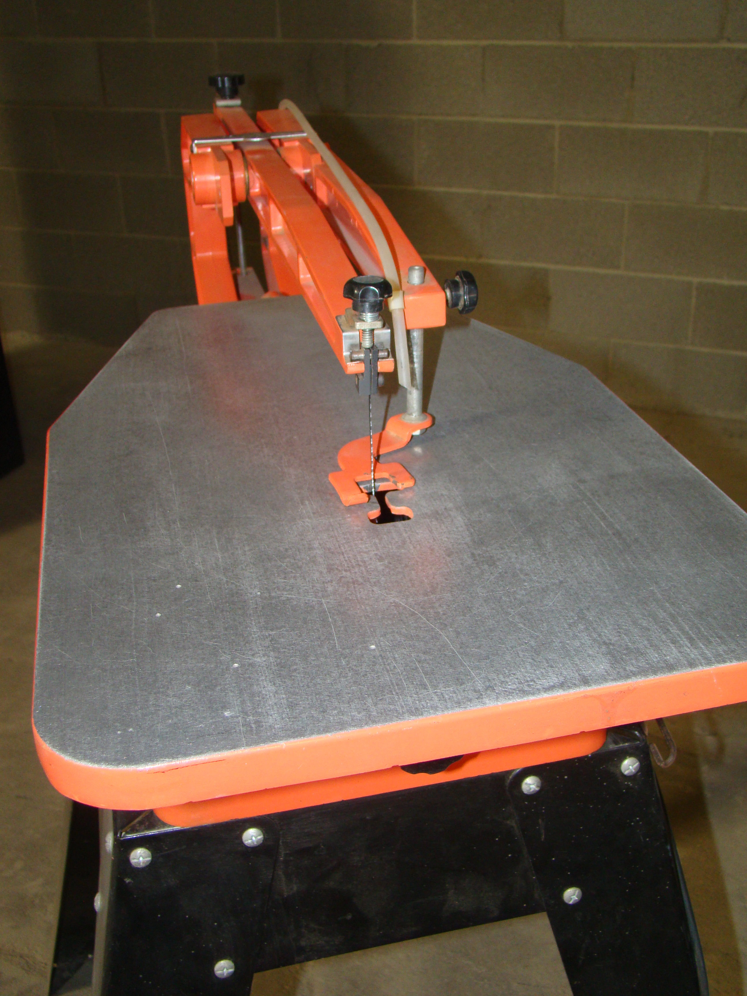 Sakura Scrollmate 21" Scroll Saw Model SKS21 with foot pedal and Stand