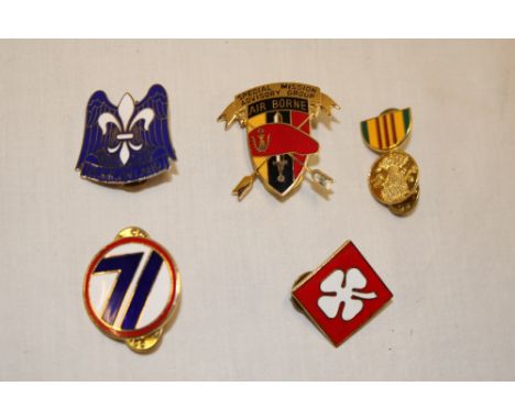 Five various Vietnam War era Veterans pin badges