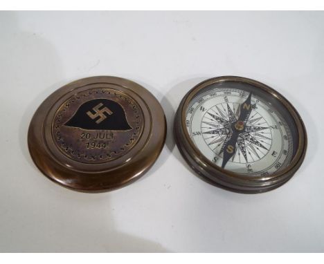 A German compass. Estimate £20 - £40