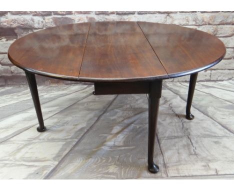 MID 18TH CENTURY MAHOGANY GATELEG DINING TABLE, oval drop flap top on club legs with caddy moulded edges to the blocks, pad f