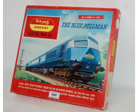 A Triang Blue Pullman electric train set and a Scalextric set both in original boxes Condition Report: Available upon request
