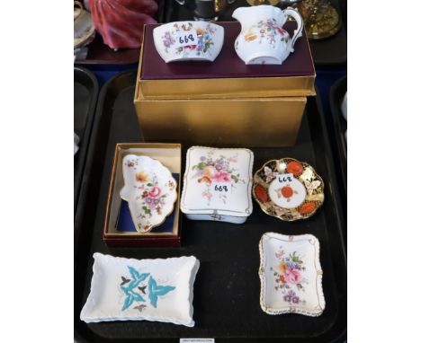 Boxed Royal Crown Derby milk jug and sugar bowl, trinket dishes and a trinket box Condition Report: Available upon request