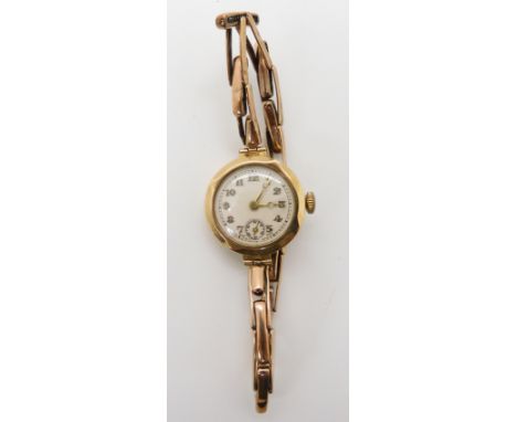 A 9ct gold ladies vintage Texa wristwatch diameter of the dial approx 2.2cm, weight including mechanism 12.5gms Condition Rep